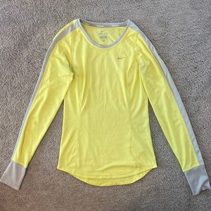Nike Running - Dri-fit long sleeve - Yellow